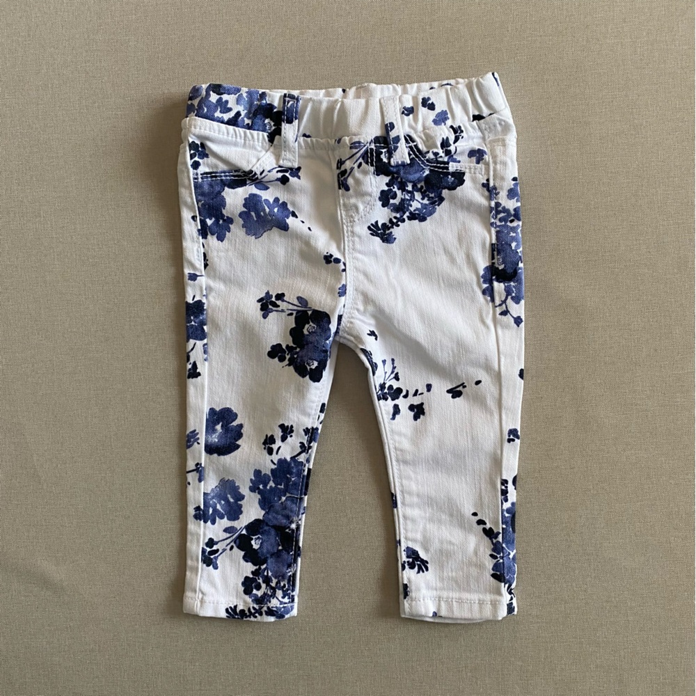 Joe Fresh Floral Print White Denim Pants size 3-6 Months